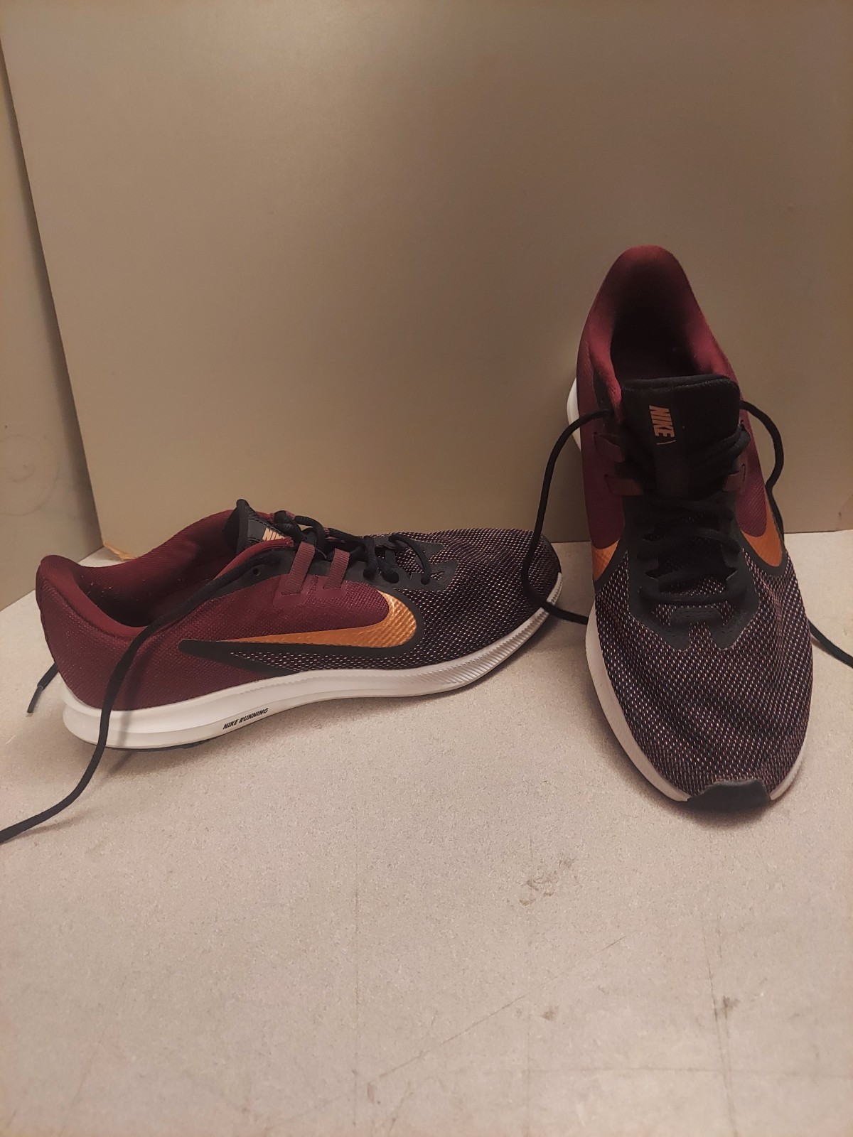Nike Downshifter 9 Women’s Size 11 – Athletic Running AQ7486-600 Wine Blk EUC