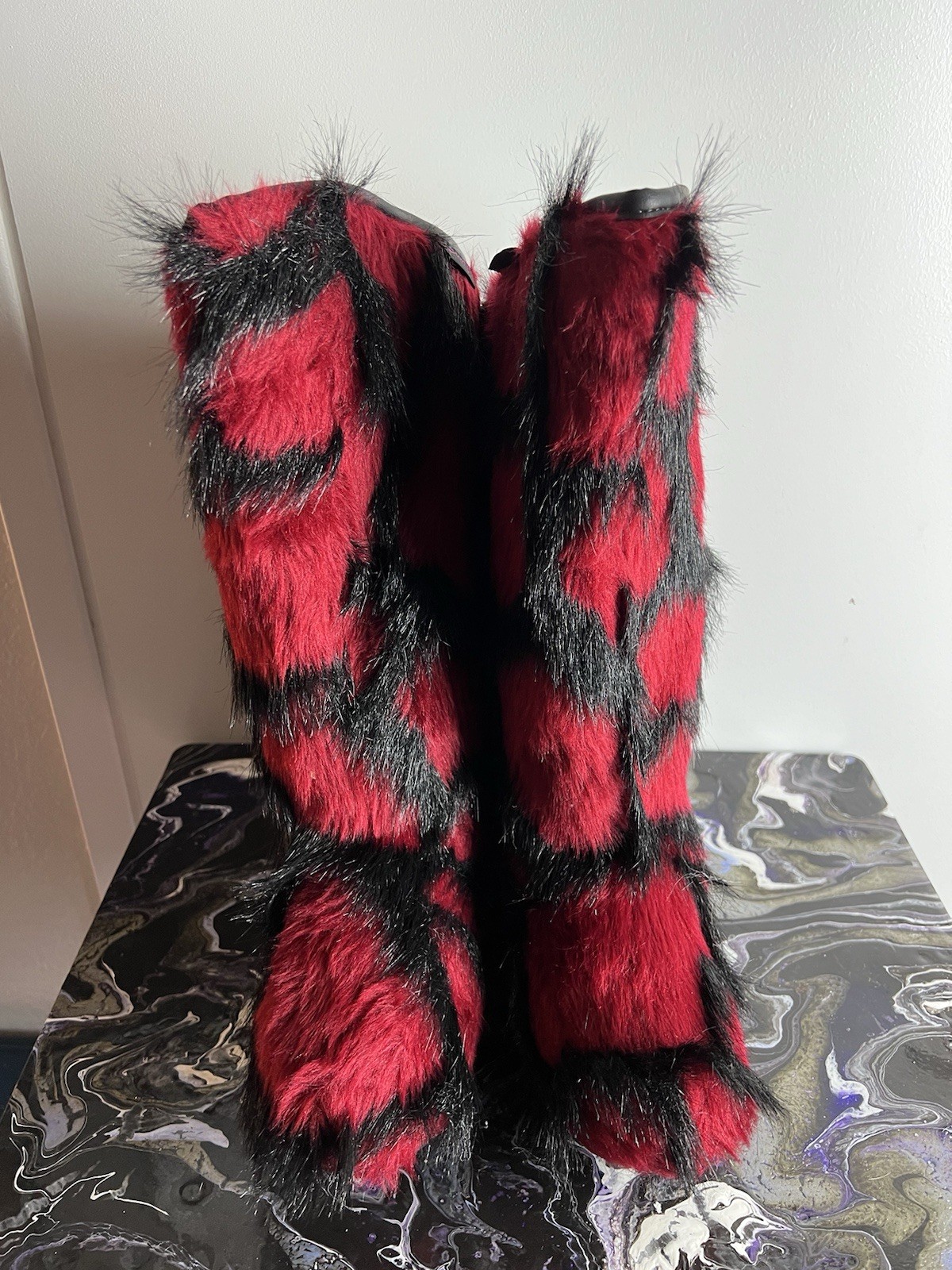 Brand New Red And Black Fur Boots Lara Bridget Size 6.5