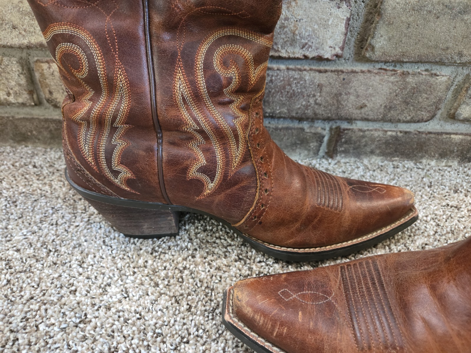 Ariat ATS Brown Leather Western Cowboy Boots Womans Sz 9.5B 10005908 Snip Toe