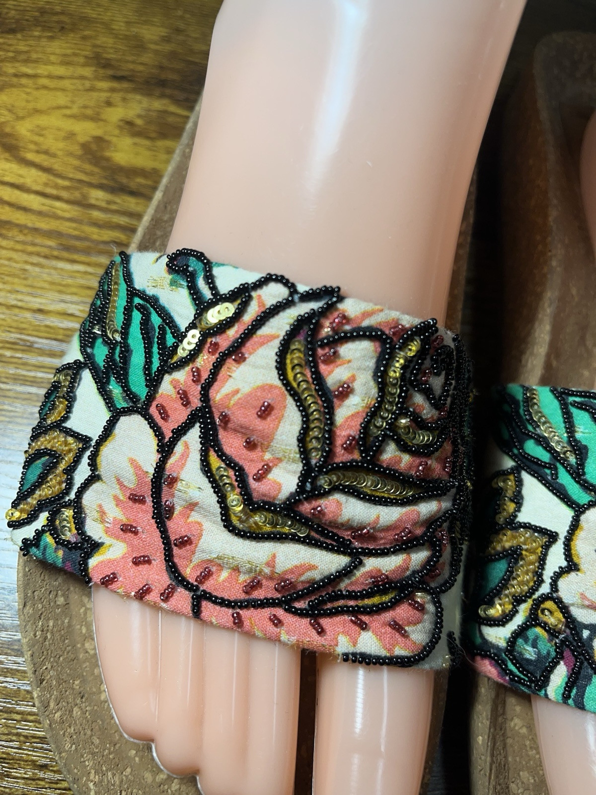 Figue Designer Sandals 8.5-9 Slides Beaded Sequined Rose Pattern Neiman Barneys