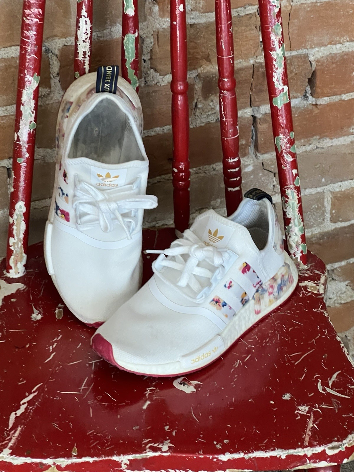 Adidas NMD_R1 Her Studio London Floral White Pink Women’s Size 9 FY3666