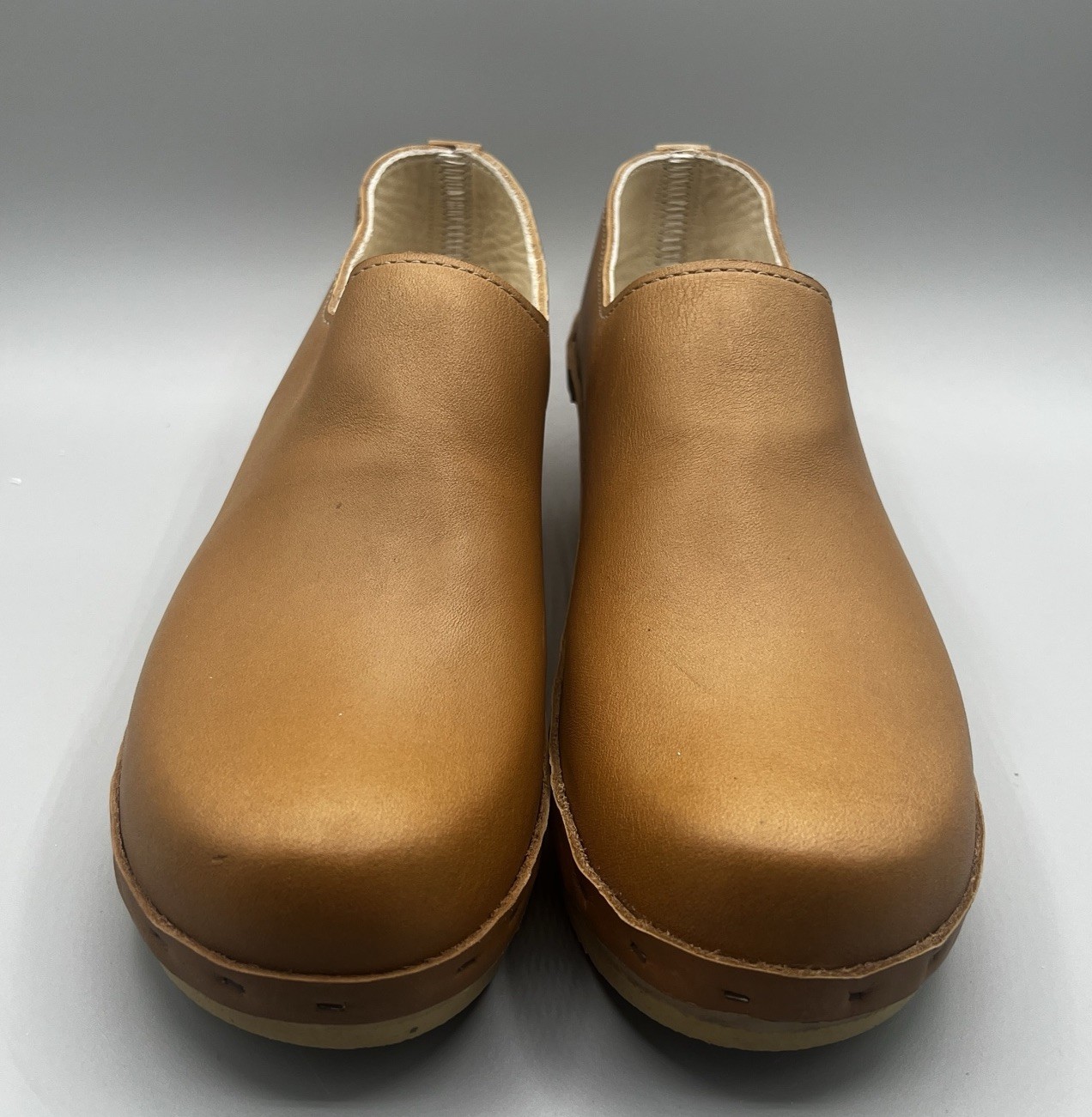 No. 6 Ashby Closed Back Leather Mid Wooden Heel Clog Womens Size 43/ US 12 NWOB