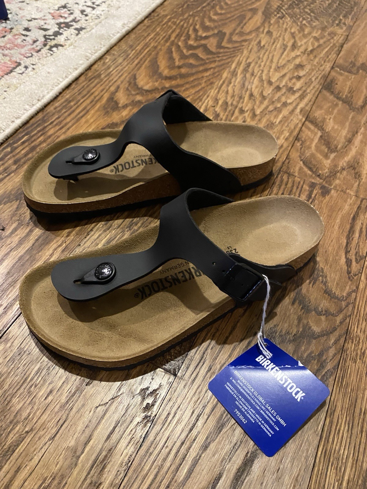 Birkenstock Gizeh Black Thong Sandals US Size 5/ EU 36 – Regular Width – NWT