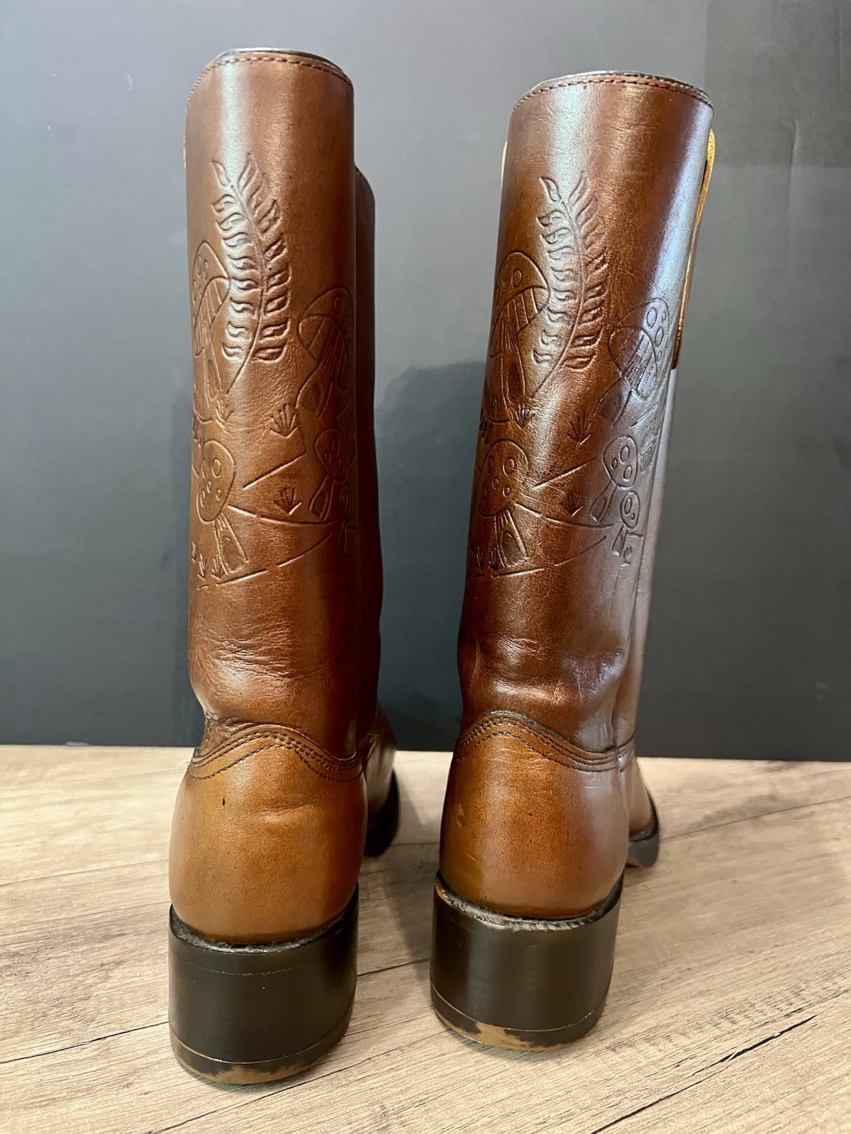 Wrangler Vintage Mushroom Campus Boots Women’s 8 RARE Gold Lettering USA 🍄