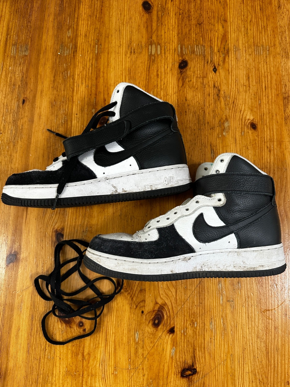 Nike Sneakers Air Force 1 High Retro Black White Leather US 8.5 DN4161-991