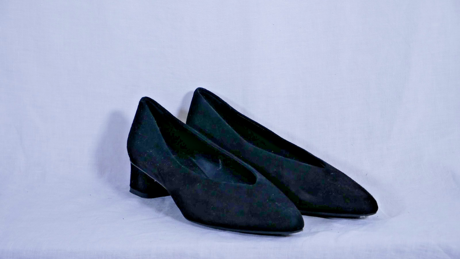 Everlane Suede Kitten Heel Pointed Toe Shoes Size 7