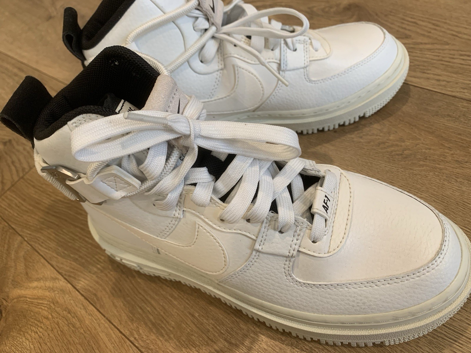 Nike Air Force 1 Utility 2.0 High Top Summit White/Black Leather DC3584-100