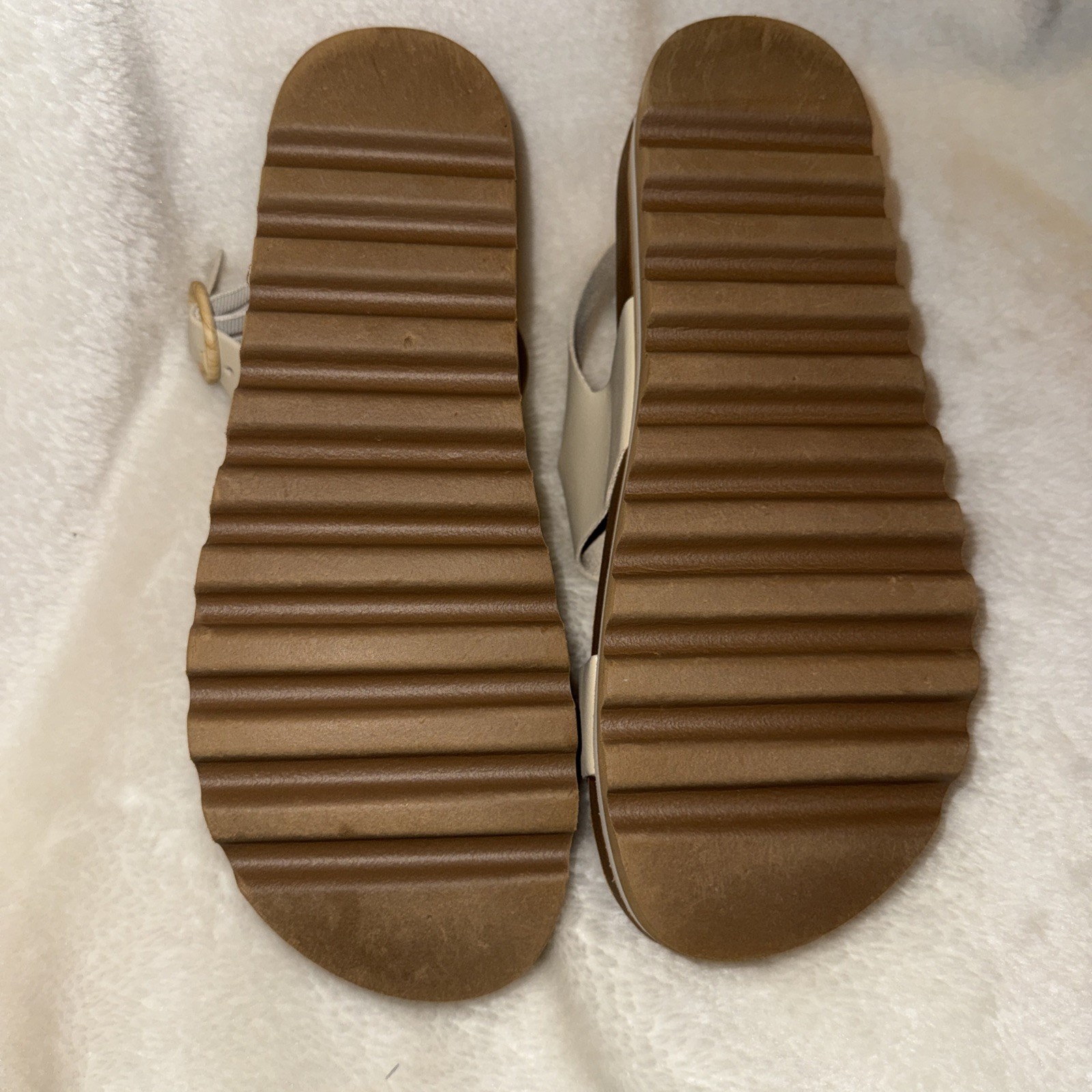 REEF Women’s Vista Hi Buckle Tan Platform Sandal Size 9 M