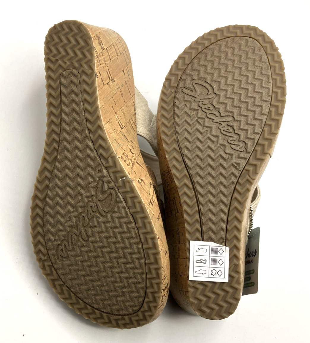 women’s Skechers cork wedge slip on sandals Luxe foam Beverlee Sail Away size 5M