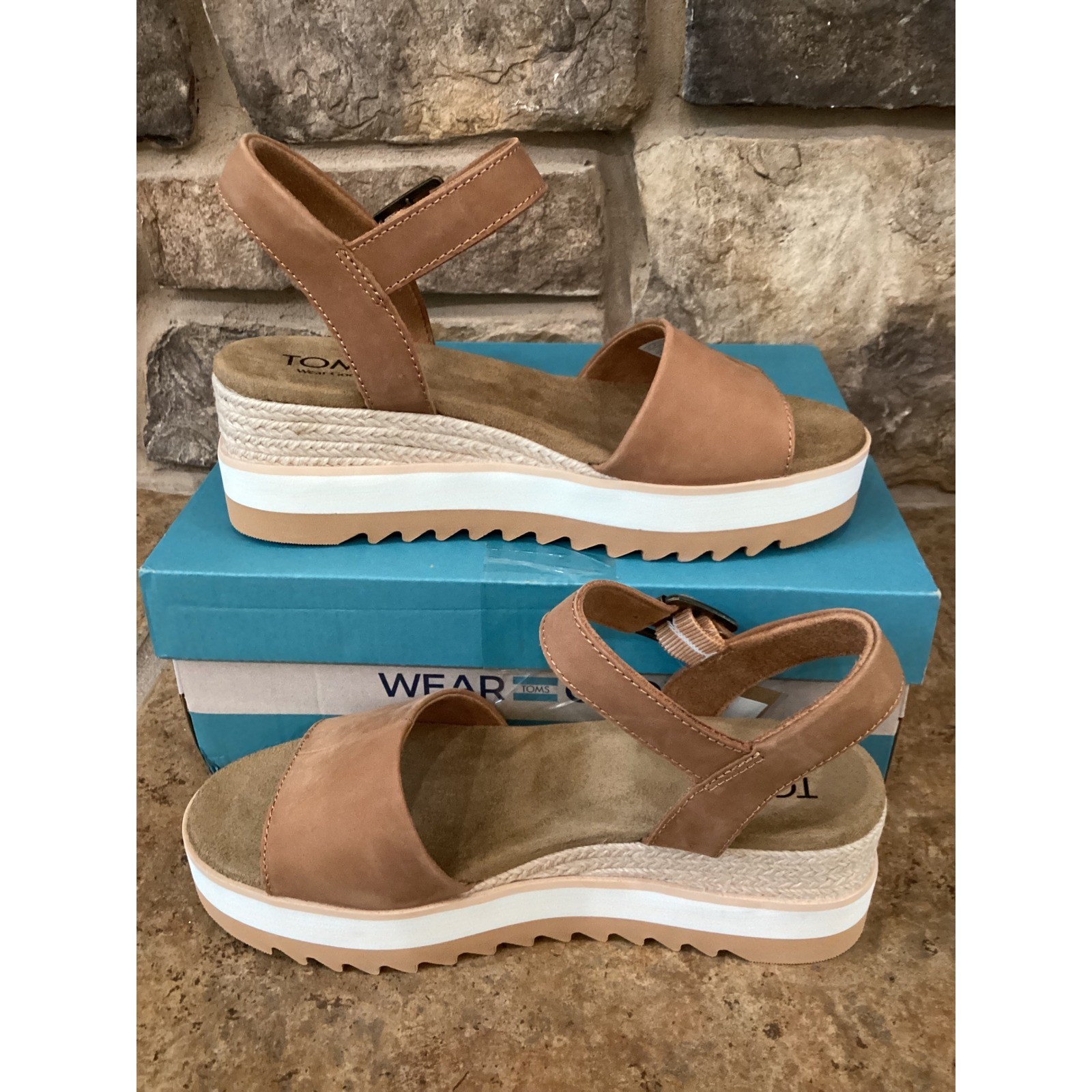 TOMS Diana Tan Leather Platform Wedge Sandals 10019757 Womens Size 7.5 New