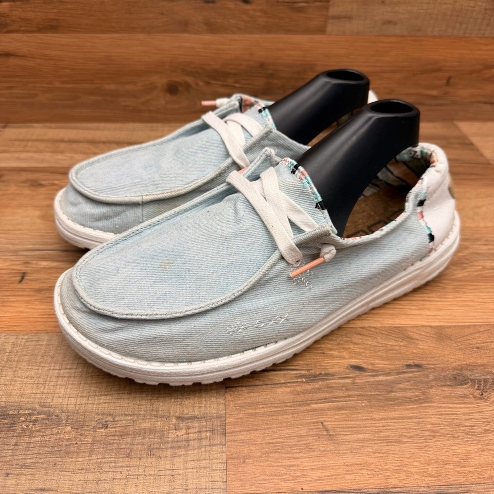 Hey Dude Wendy Boho Women’s size 9 Casual Shoes, Light Denim