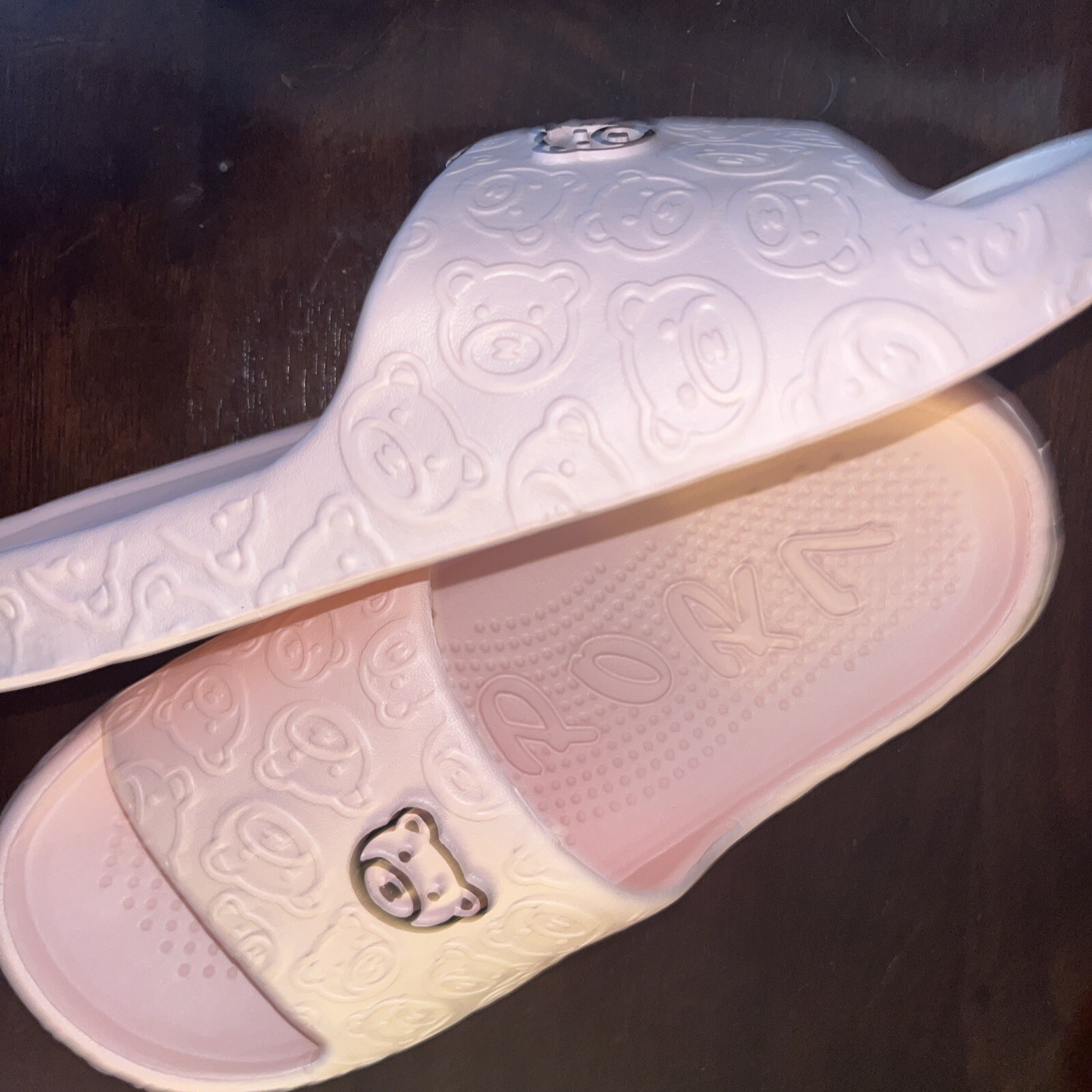 NEW CUTE BEAR PILLOW SLIDES PINK SZ 9-10 GARDEN BATHROOM SHOES NIB USA