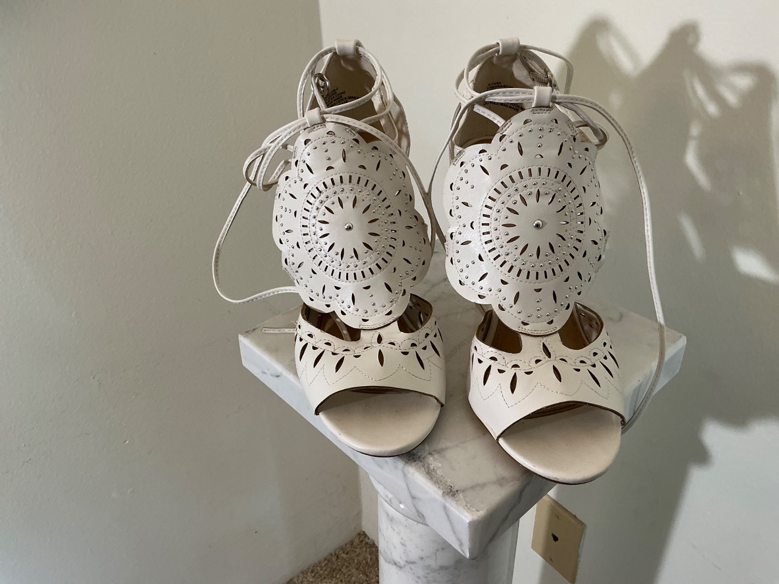 Just Fab – Dress Sandals Kitara Great condition White Size 8