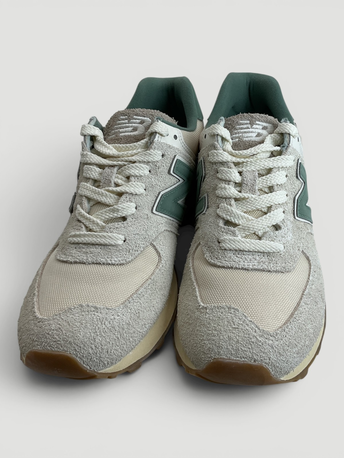 New Balance 574 Women’s Size 8 D (Wide) Calcium/Spruce Running Shoe (Wrong Box)