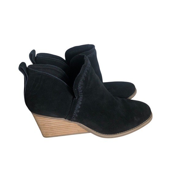 TOMS Kaia black suede wedge booties shoes Size 8.5 wood heel