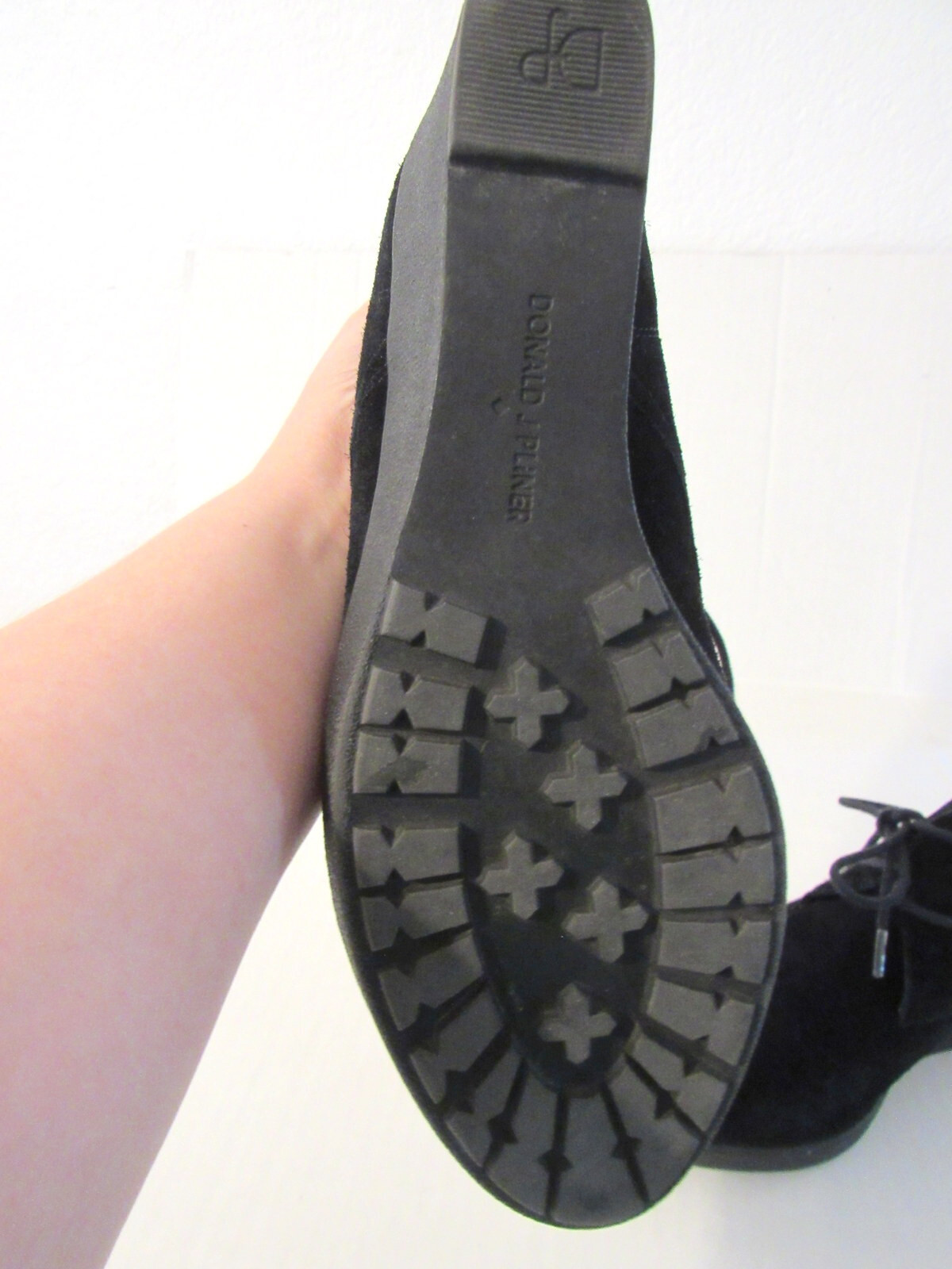 DONALD J PLINER Size 8.5M Black Suede 2.75-in Wedge Heel Lace-up Ankle Boots