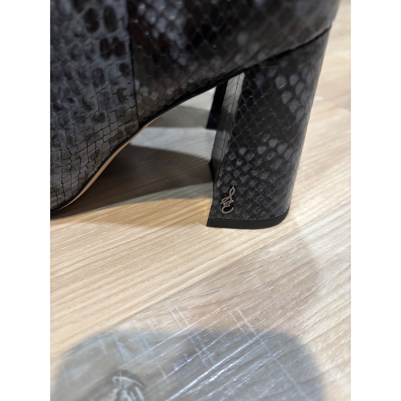 Sam Edelman Grey Black Snakeskin Embossed Square Toe Block Heel Ankle Boots 6.5