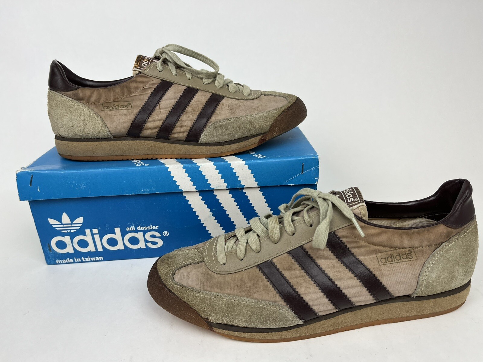 VINTAGE 1980’s Women’s Adidas Lade Dragon Running Shoes Size 9.5 (Dry Rot) As-is