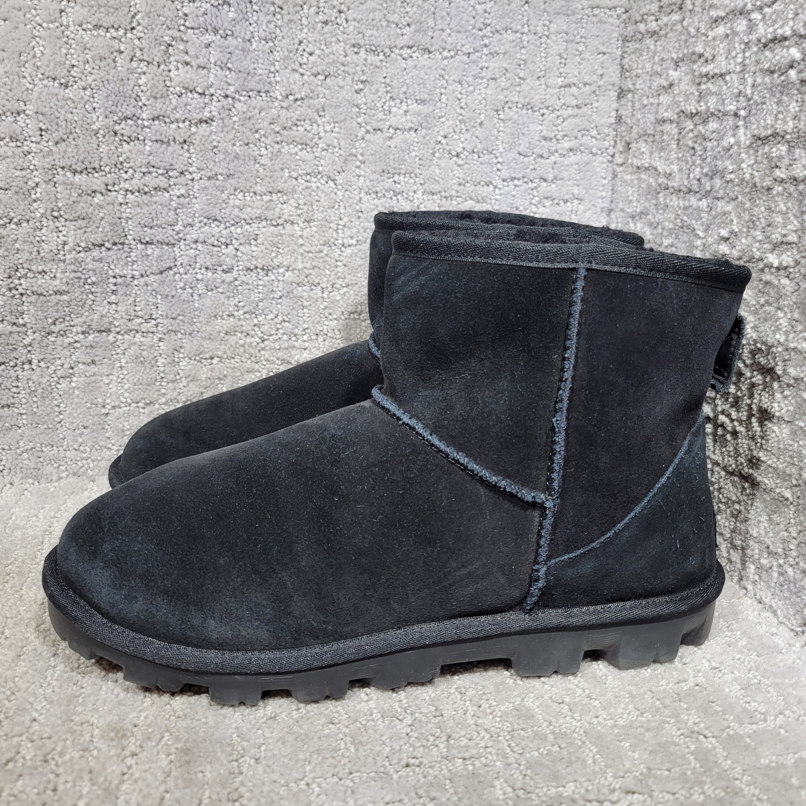 UGG Essential Women’s Size US 11 Black Suede Sheepskin Lined Mini Boots