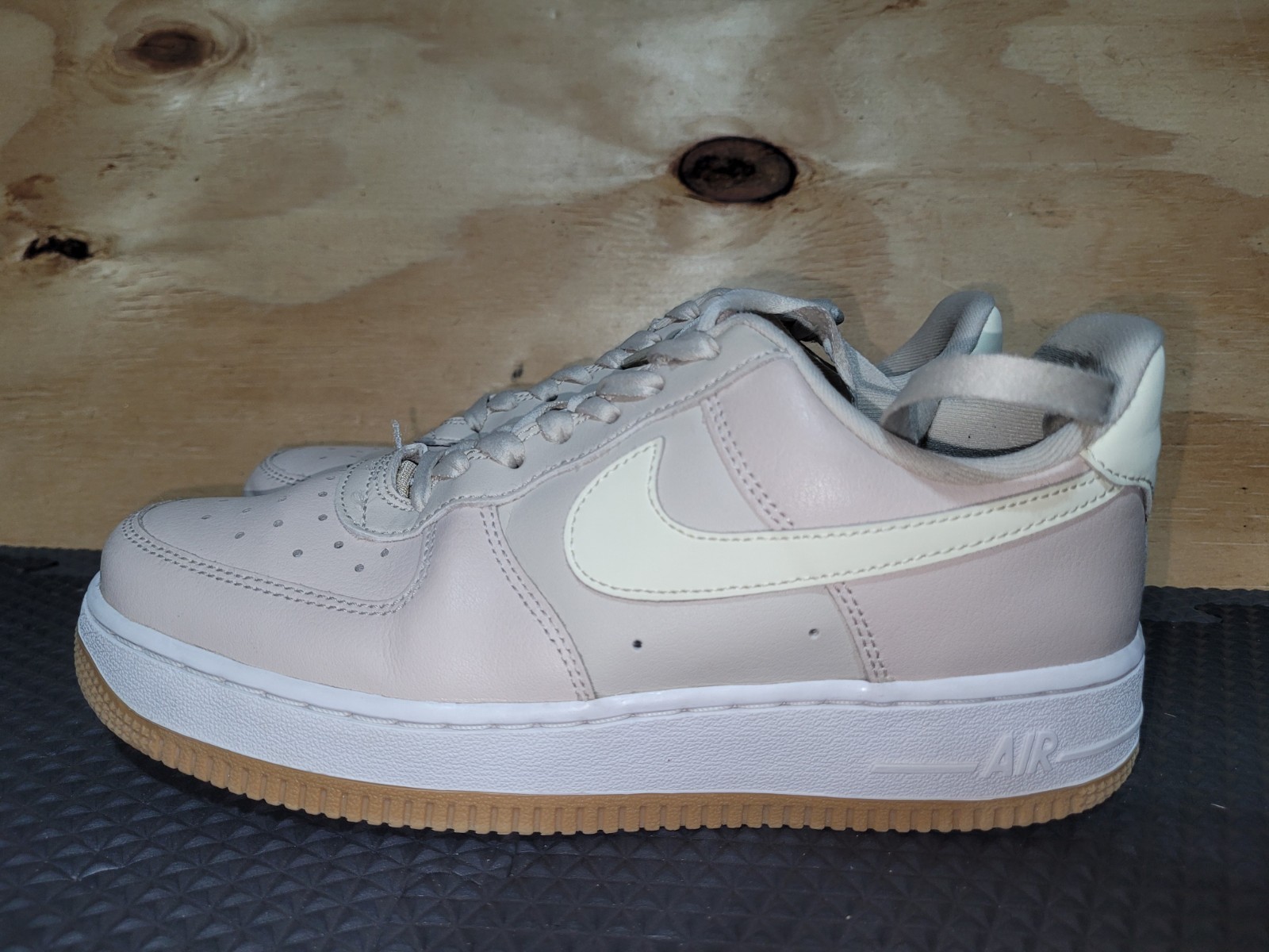 Nike Air Force 1 Low ‘Coconut Milk’ Sandrift DD8959-111 Womens Size 7