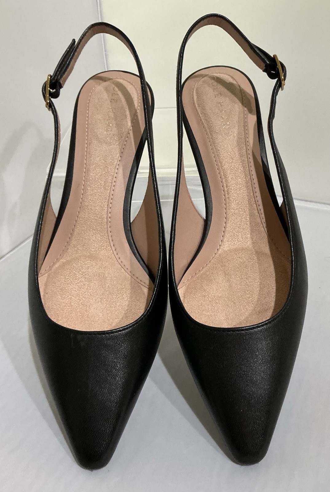 Cole Haan Black Leather Slingback Kitten Heal Pumps Pointed Toe Size Not Marked