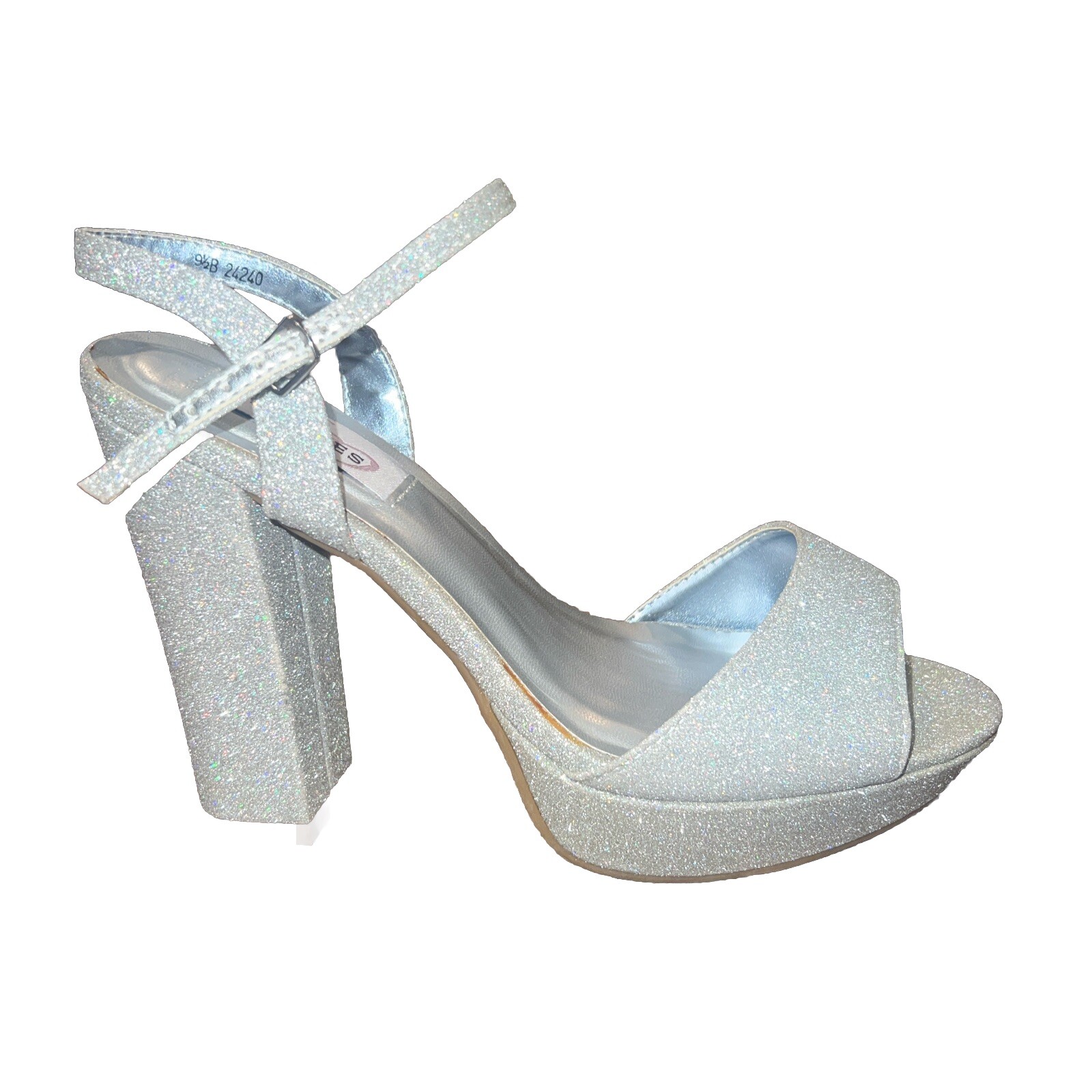 Dyeables Whitta Women’s Sandal 5” Heels Size 10 Silver Glittery