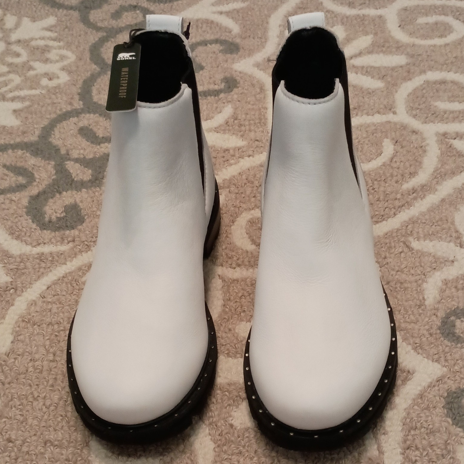 Sorel Emelie Chelsea Waterproof Leather Ankle Boots White/Black Women 8.5