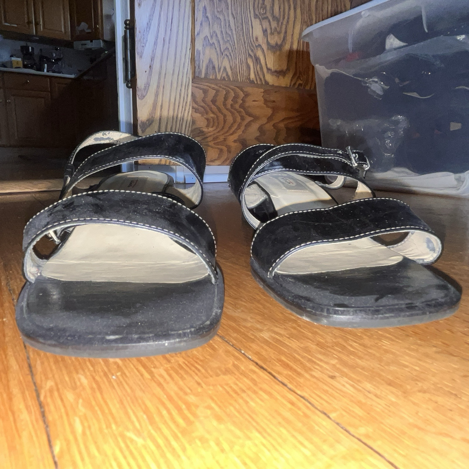 talbots Leather sandals size 8.5 B 90s Cool Mom Whimsical Summer Shoes
