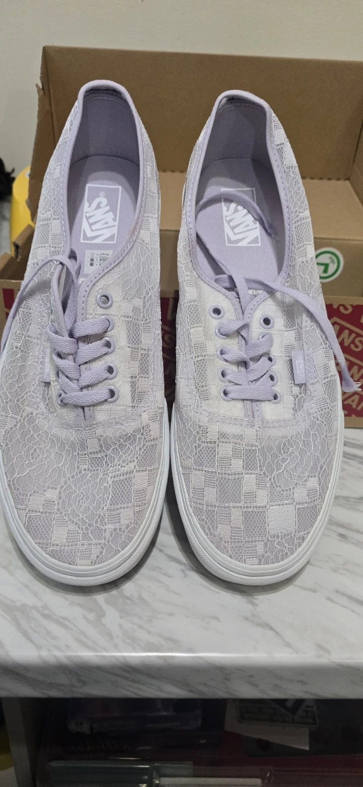 NEW WOMEN’S VANS AUTHENTIC CHOU CHOU SNEAKERS/SHOES.SIZE 7.NEW FOR 2026.SAVE