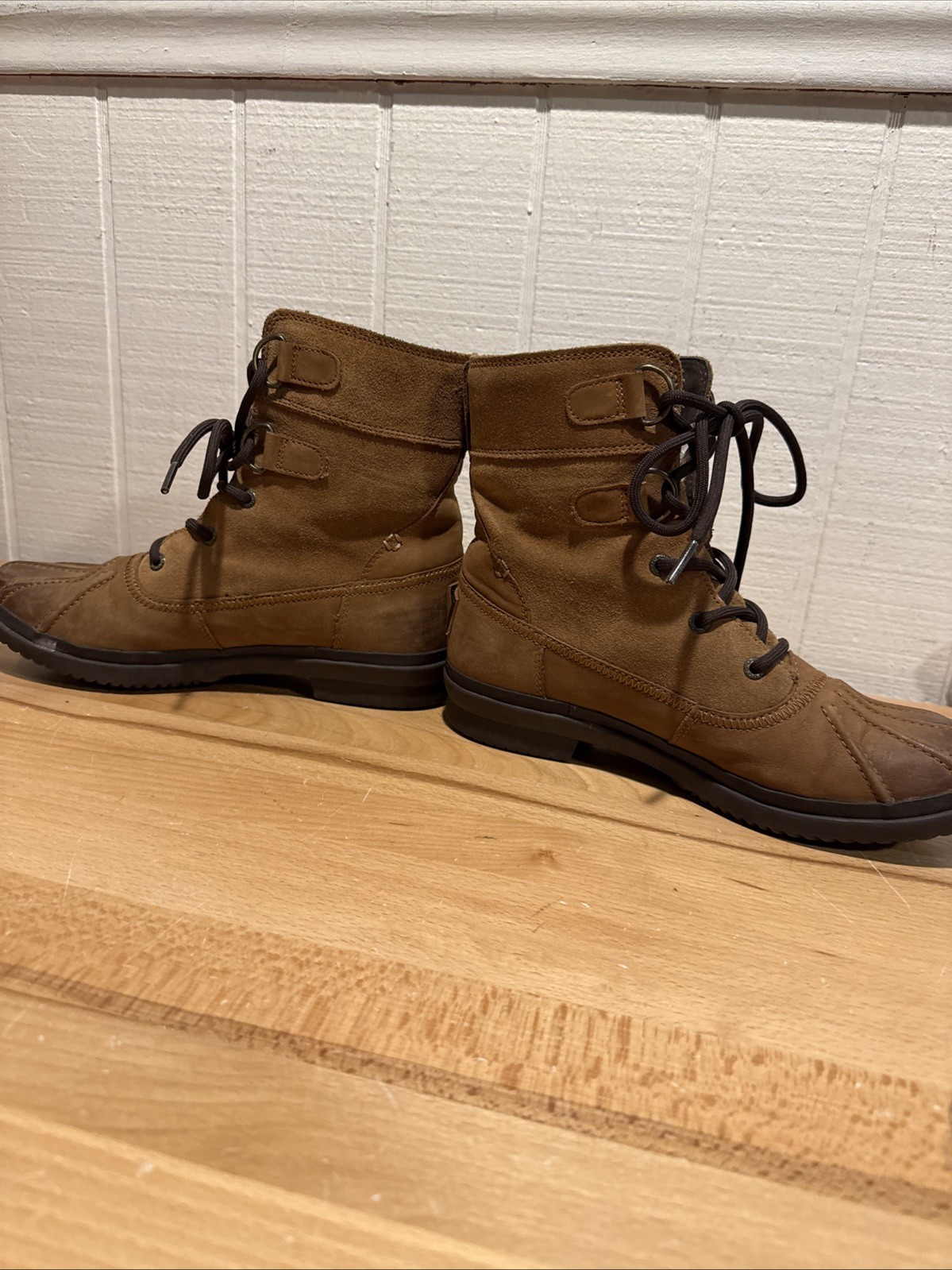 UGG Women’s Hapsburg Duck Boots, Size 8.5 W, Brown Leather, Waterproof Shearling