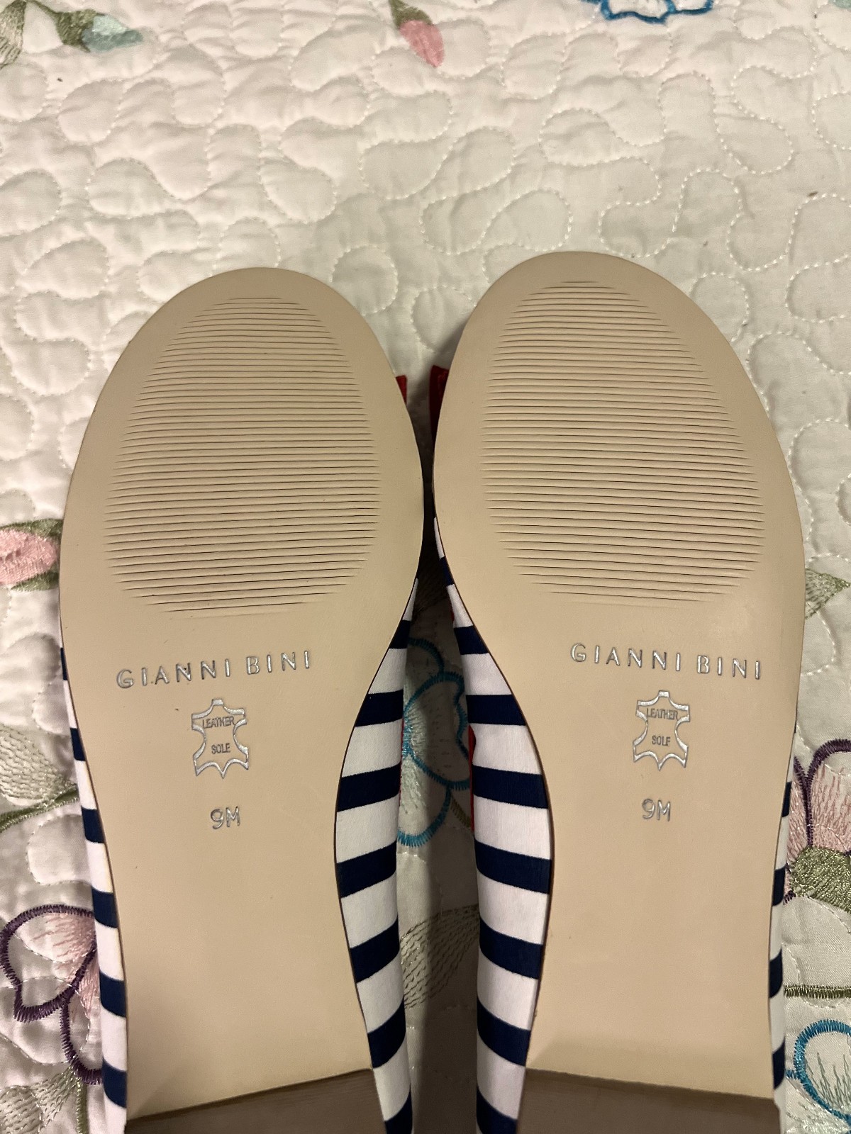 VTG NIB Gianni Bini Glory651 Ballet Flat Shoes 9 Red Bow Navy Blue Stripe Sailor