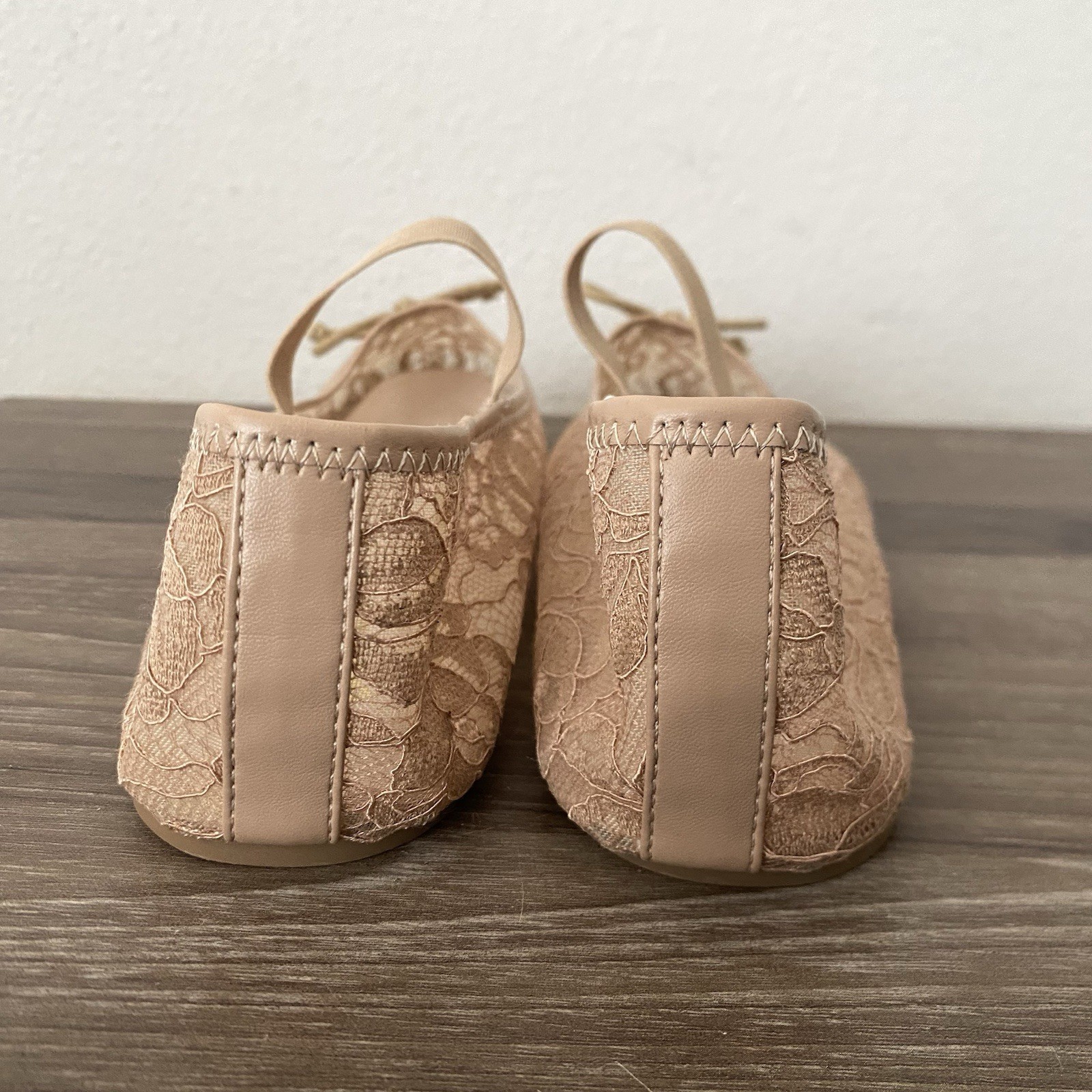 Lulus Womens Veera Lace Bow Ballet Flats Size 11M Light Nude RUNS LARGE