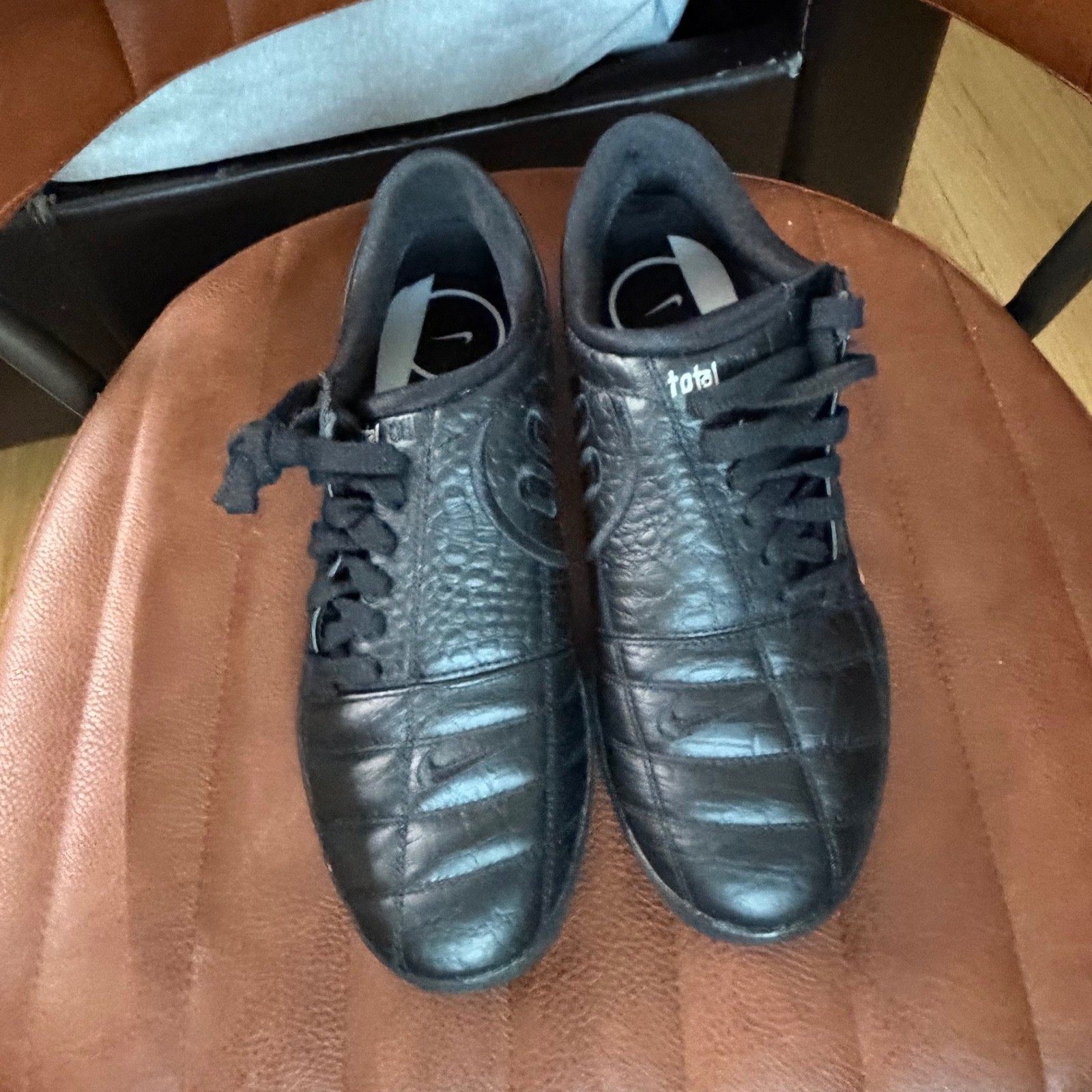 Nike T90 Total 90 Indoor Soccer Shoes Black White IF3947-001 Mens 9 Womens 10.5