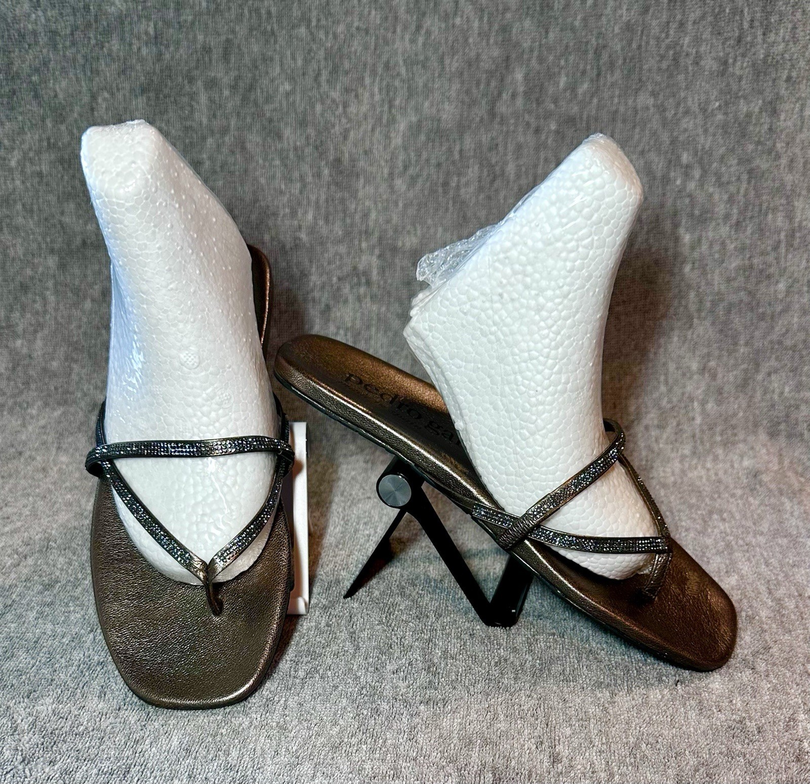 NWOB Pedro Garcia Bindy Swarovski Crystal Embellished Thong Sandals Taupe Sz 38