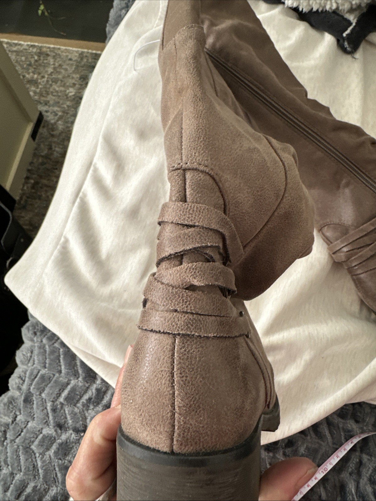 Baretraps Knee High Boot Mushroom Color Womens Size 6M With Stretch Calf Zip