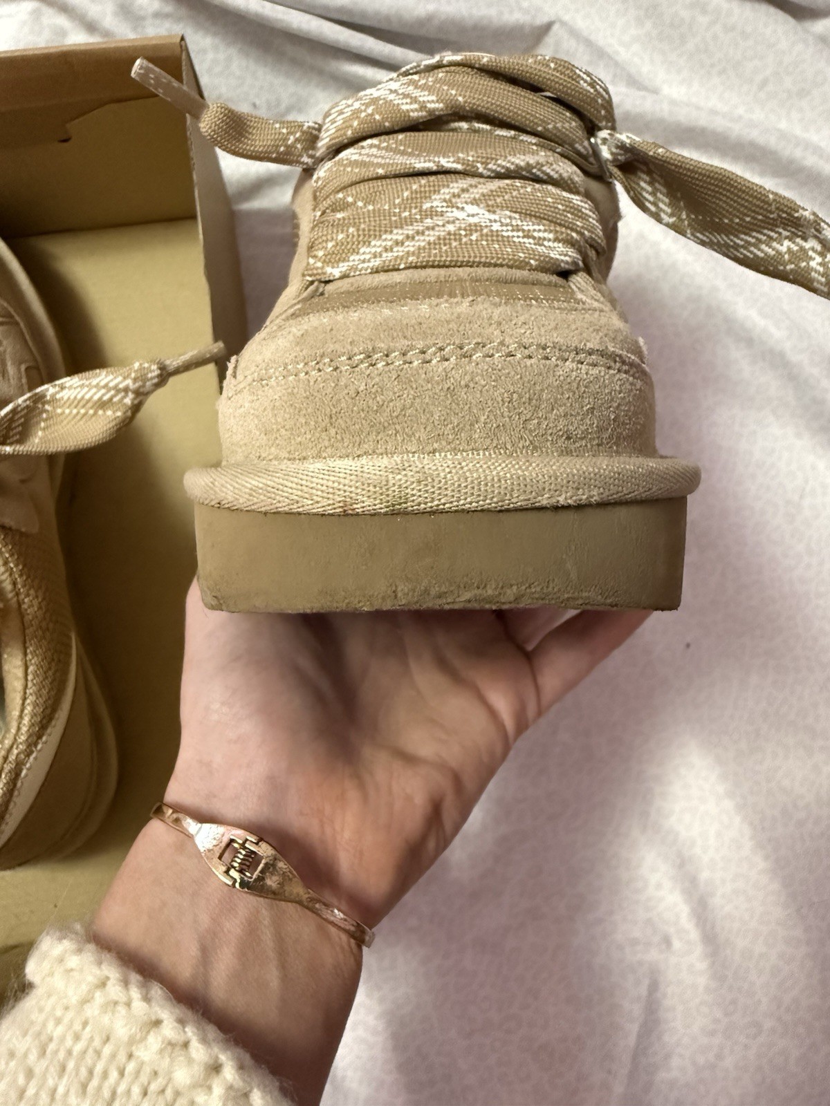 UGG Lowmel Women’s Beige Low Top Lace-Up Mesh Sneaker Faux Fur Lined 1144032