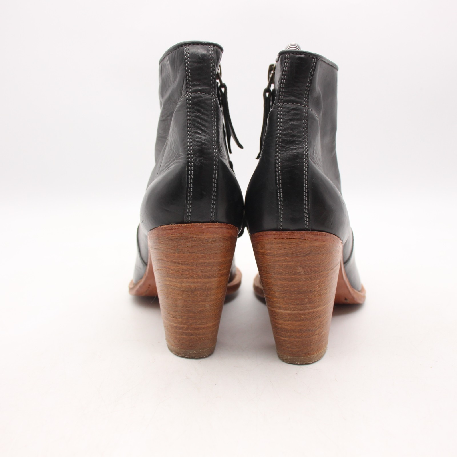 N.D.C. Made by Hand Women’s Size EU 37 Black Leather Heeled Ankle Zip Boots