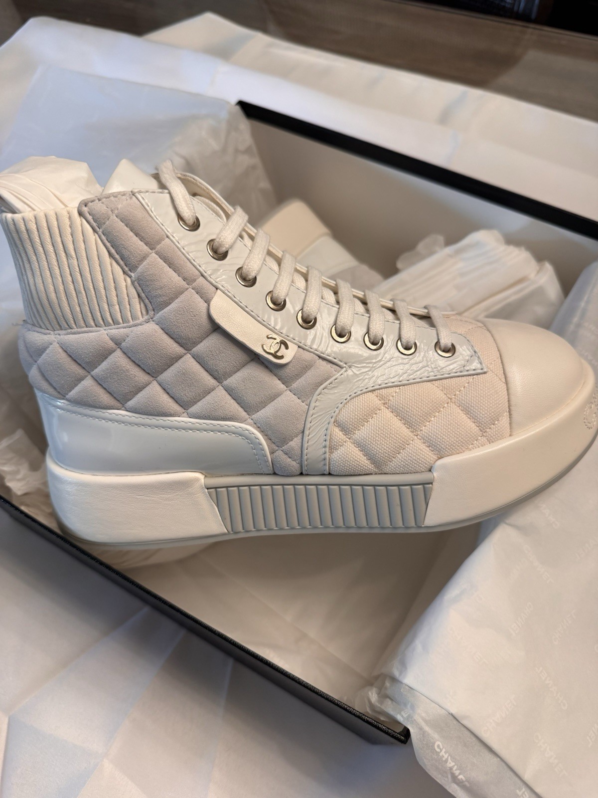 CHANEL Women High Top Sneakers 37.5 White Goatskin Suede Quilted CC Logo Toe