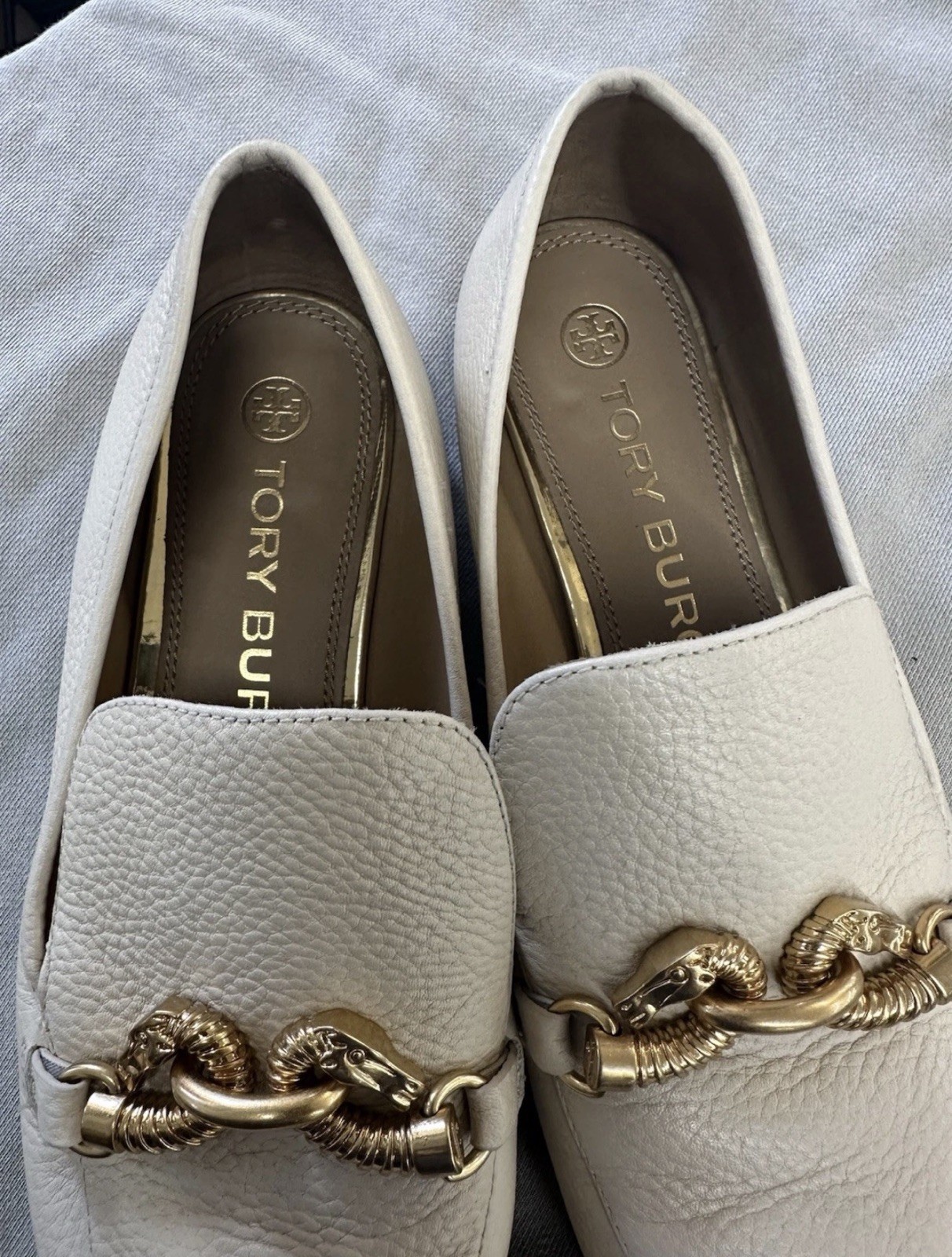 👓Tory Burch Jessa 100% Leather Loafers Light Cream/Gold Women’s 8.5 Horsehead