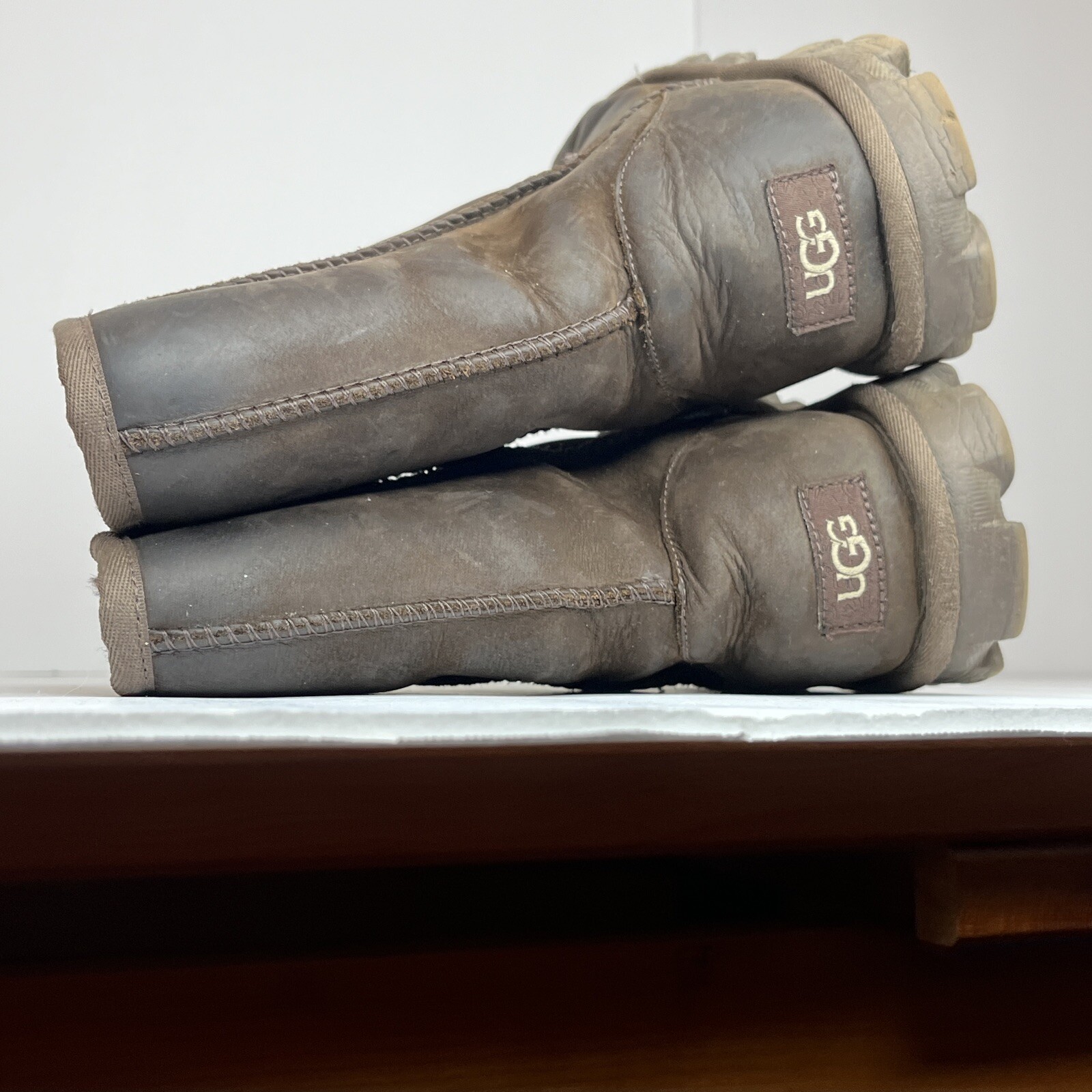UGG 1111513 ESSENTIAL DARK BROWN SHEARLING LEATHER WOMENS USA 8 BOOTS