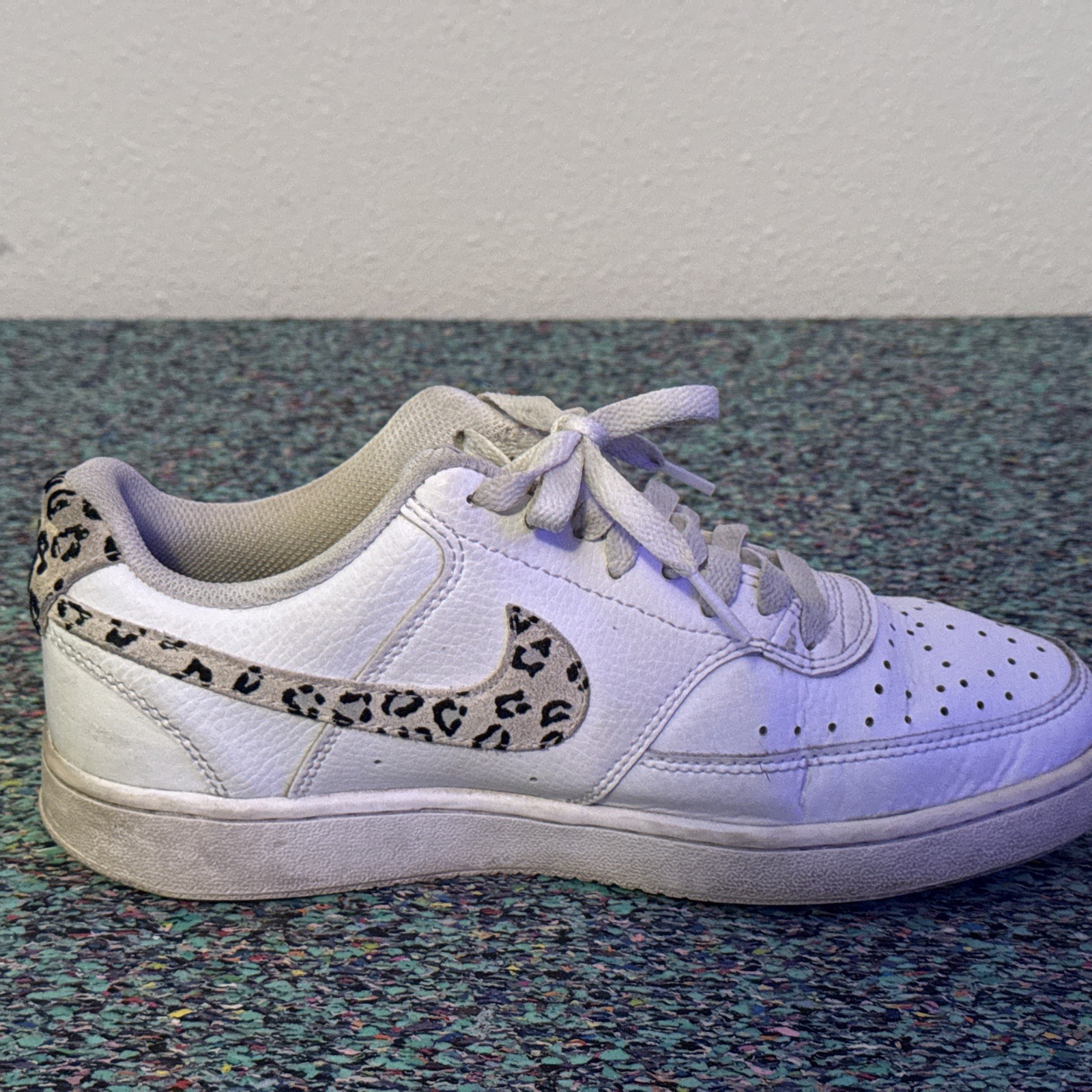 Nike Court Vision Low Top Lace-Up Sneakers WhiteBlack Leopard Swoosh women SZ7.5