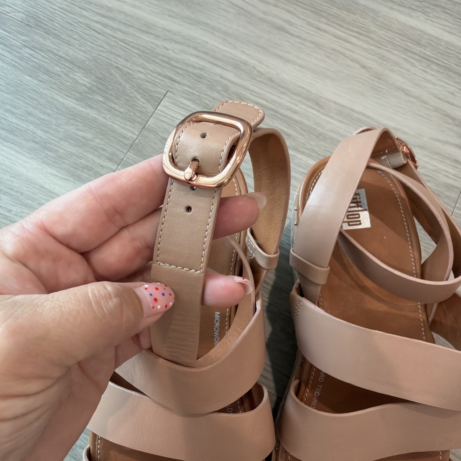 Fitflop Eloise Leather Studded Platform Espadrille Strappy Womens Size 9