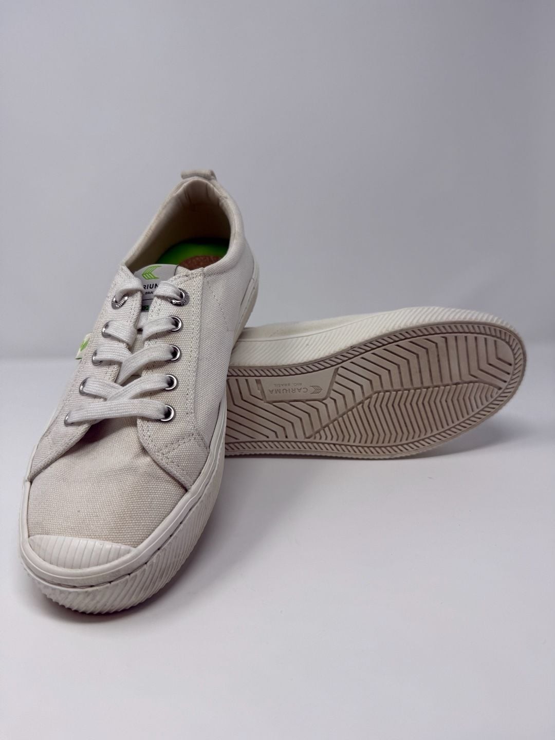 Cariuma OCA Low Off-White Canvas Sneakers eco friendly casual
