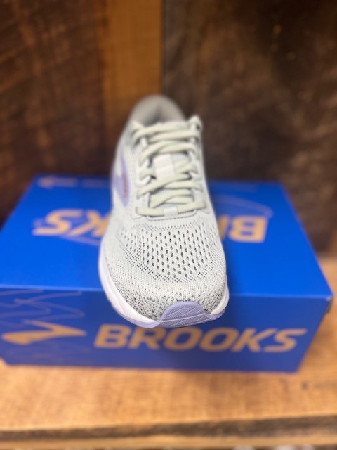 NIB 120414-080 Brooks Ariel GTS 24 Women’s Motion Control Mercury Ebony Lavender