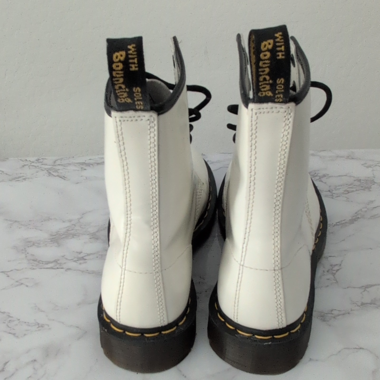 Dr. Martens 1460 White Leather Lace-Up Ankle Combat Boots Slip Resistant US 10