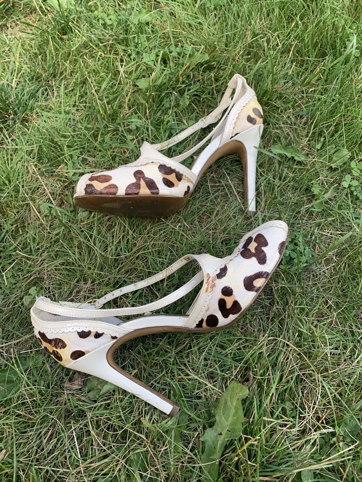 Oh…Deer! Women’s Ivory Brown Leather Animal Print Peep Toe Pumps 6