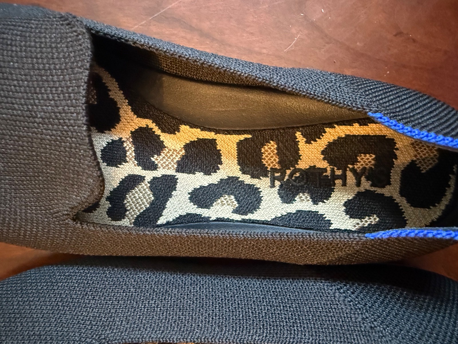 Rothby’s The Loafer Size 8.5 Black Knit Flats EUC Worn Once
