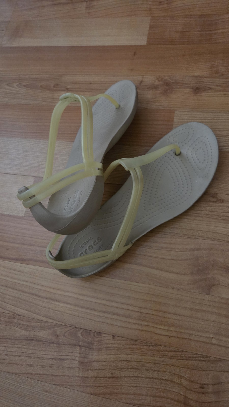 CROCS Sandal Womens Sz 9 Isabella T-Strap Thong Iconic Comfort Jelly Light Tan