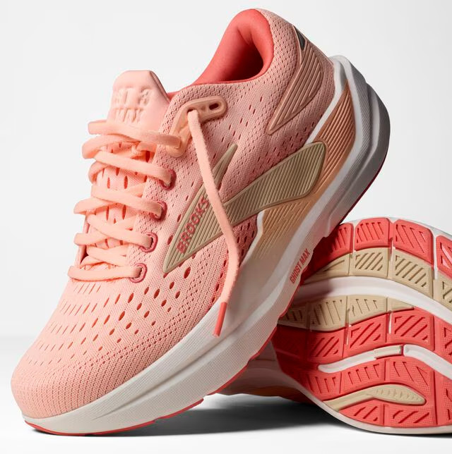 BROOKS Women’s Ghost Max 3 Running Shoes Peach/Sand/Coconut New