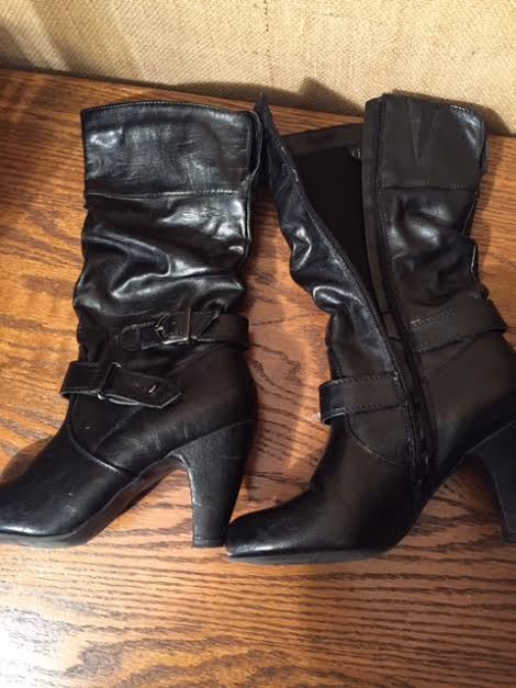 Rialto half calf black women’s zip boots size 6M heels 3.5 in. top to bottom 13
